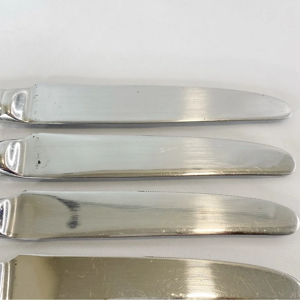 Roberts & Belk Lot of 6 Dinner Knives Continental Bead Discontinued Grp A